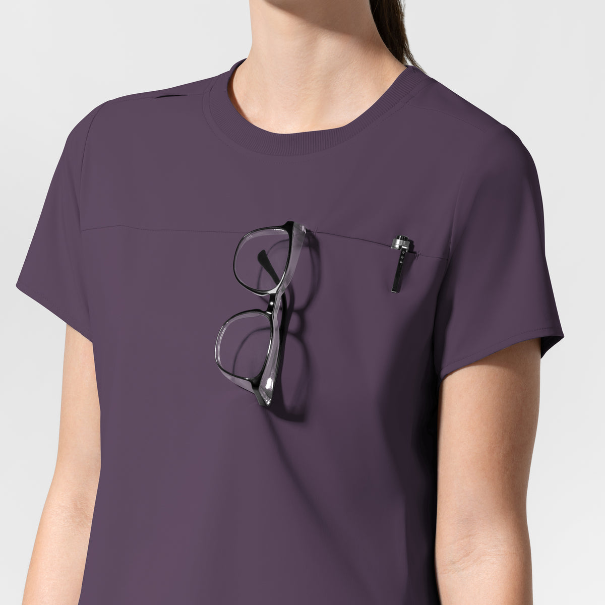 Set de Blusa Médica con Cuello Redondo y Pantalón Ajustado - Marca Wink