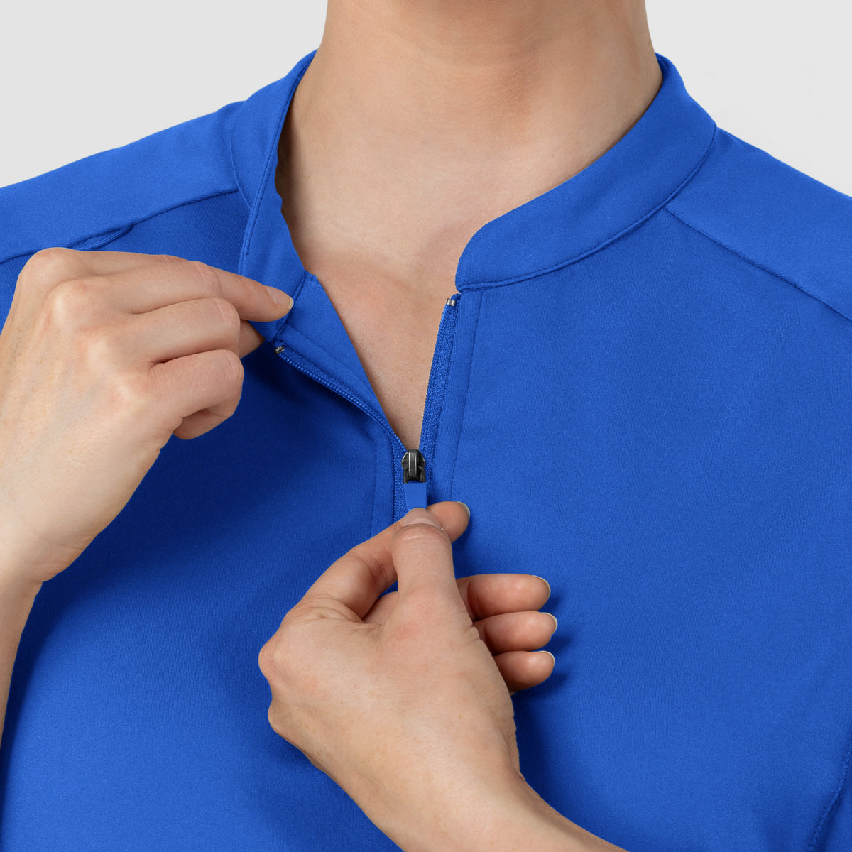 Set de Blusa Médica de Manga Corta con Media Cremallera y Pantalón Corte Recto - Marca Wink