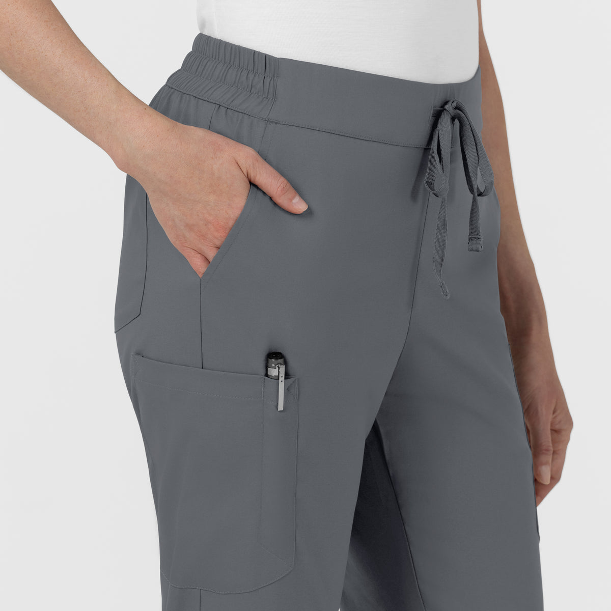 Scrub Médico repelente a liquidos, de filipina con Cuello en V con pantalón Corte Acampanado, para Mujer Boundless - Marca Wink