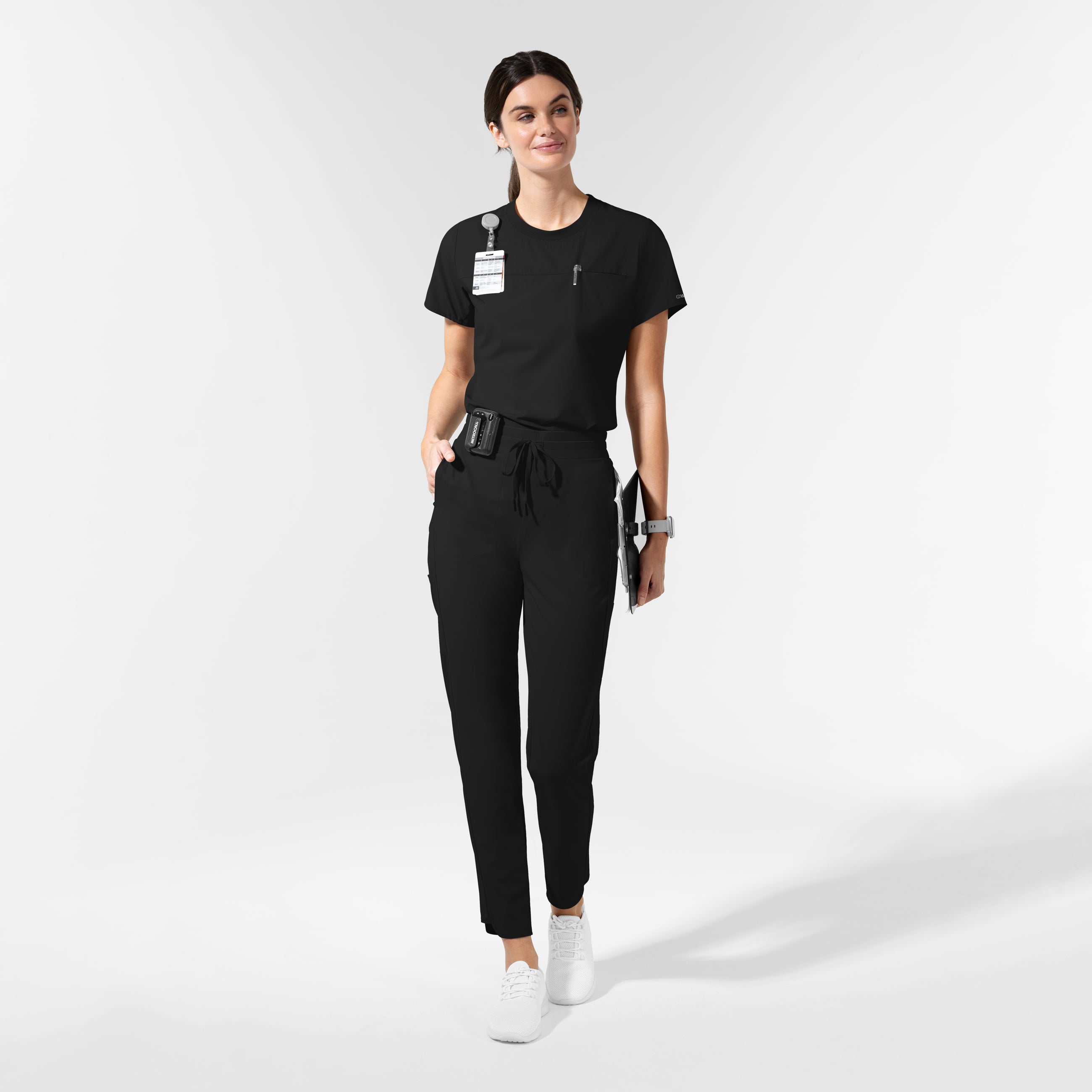 Set de Blusa Médica con Cuello Redondo y Pantalón Ajustado - Marca Wink