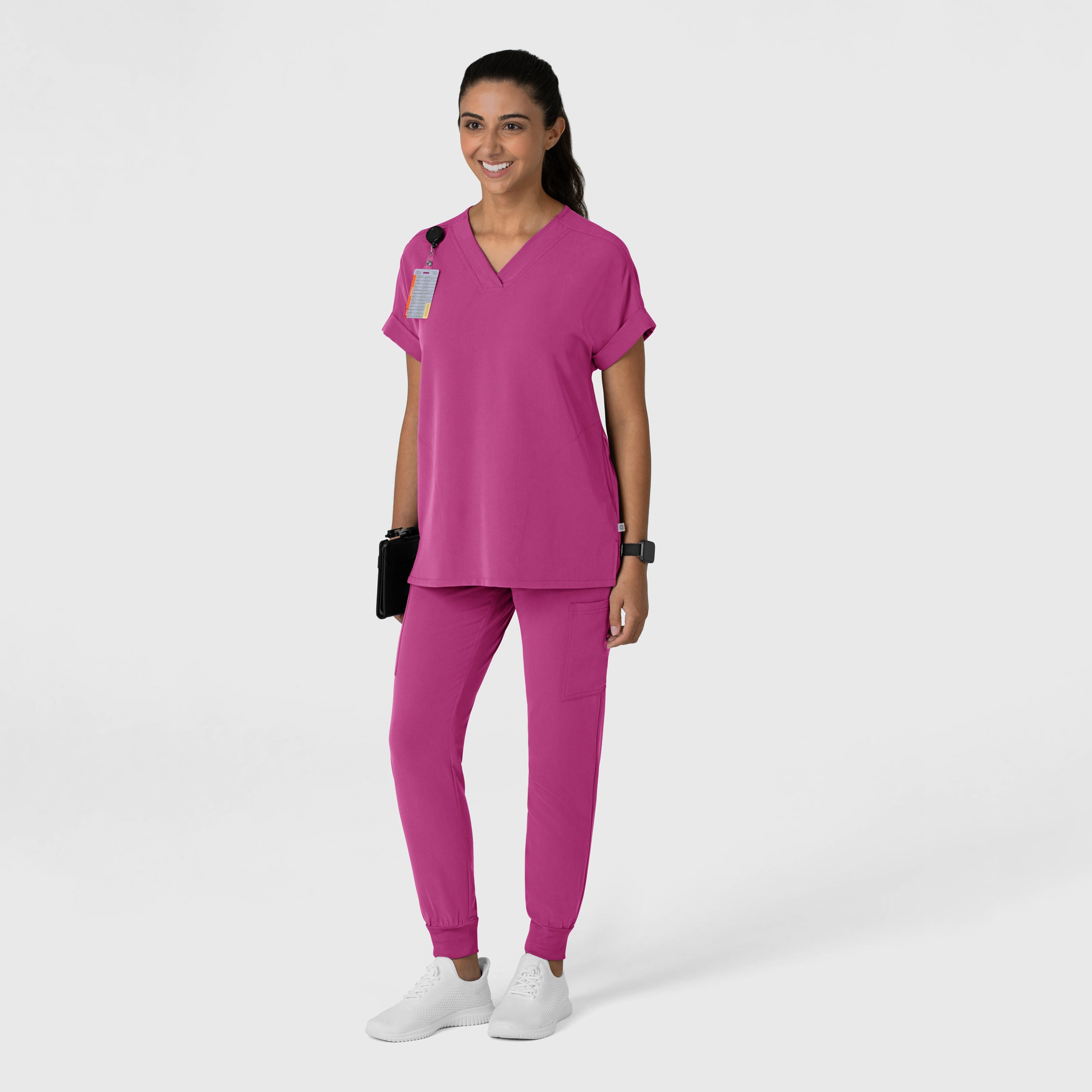 Scrub Médico con Filipina con Cuello V y Pantalón Corte Acampanado, para Mujer Nova - Marca Wink