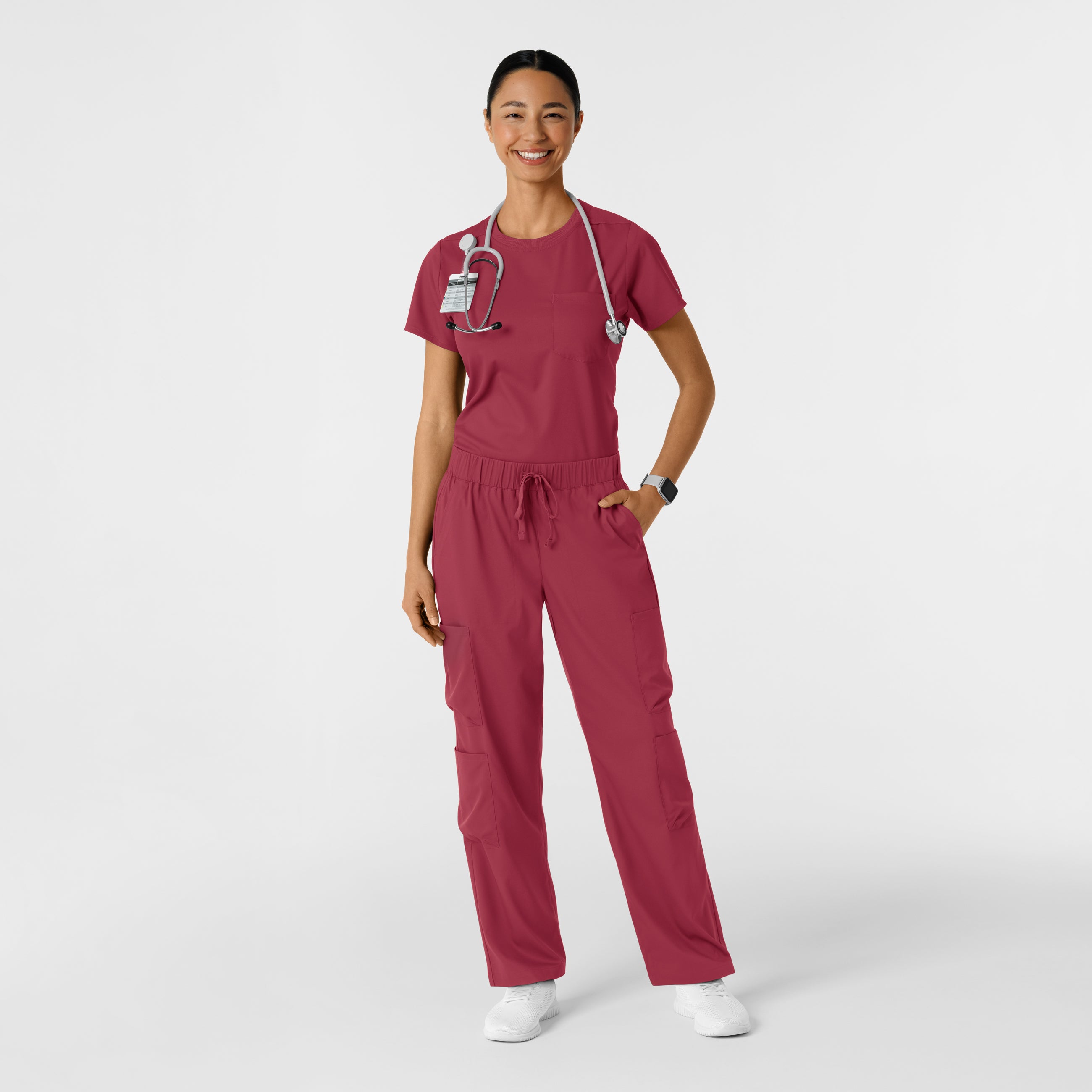 Scrub Médico con Filipina con Cuello Redondo y Pantalón tipo Cargo, para Mujer Nova - Marca Wink