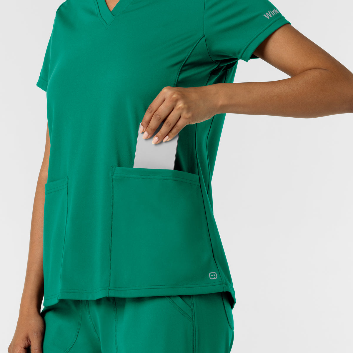 Set de Blusa Médica de Manga Corta con Media Cremallera y Pantalón de Punto Corte Regular - Marca Wink