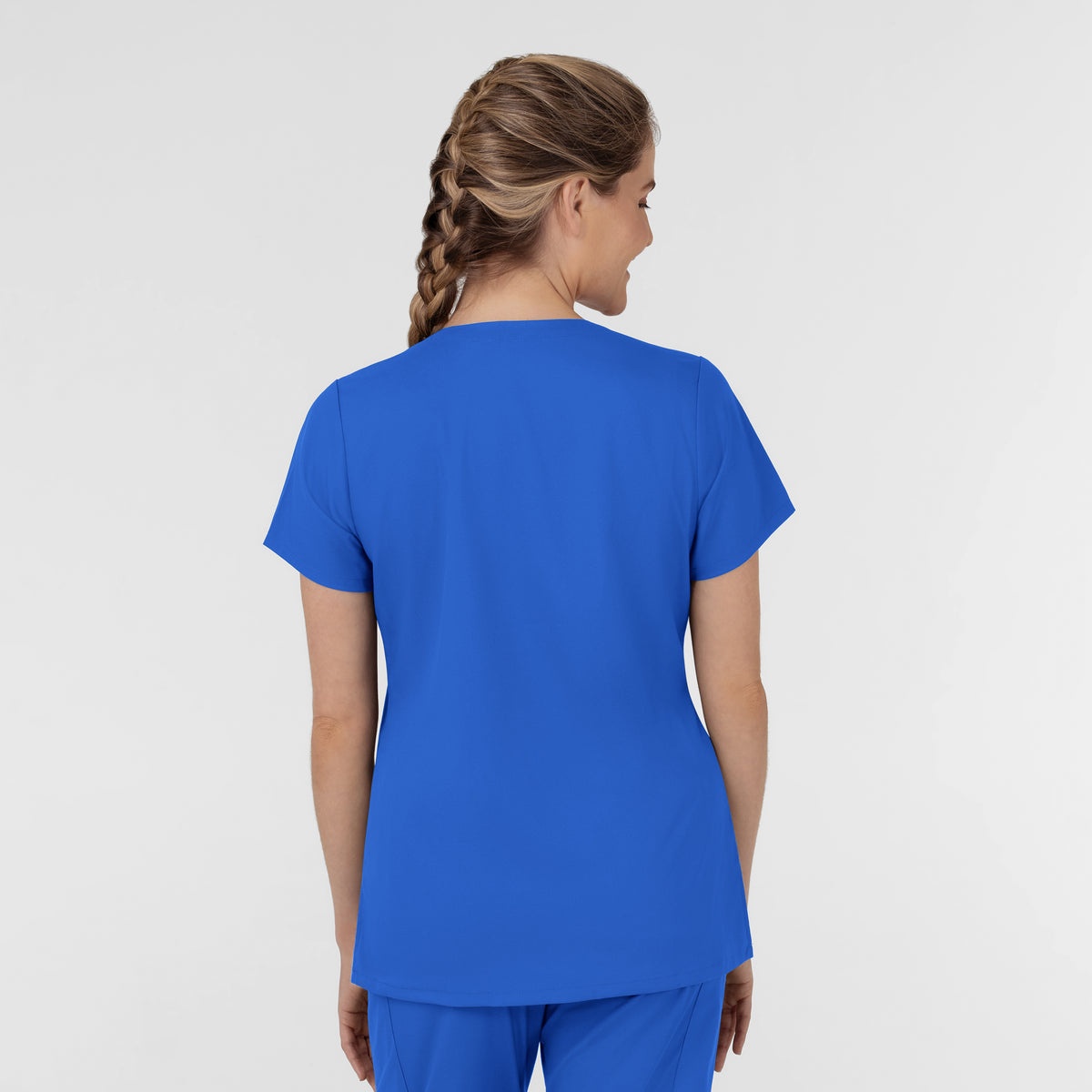 Scrub Médico repelente a liquidos, de filipina con Cuello en V con pantalón Corte Acampanado, para Mujer Boundless - Marca Wink