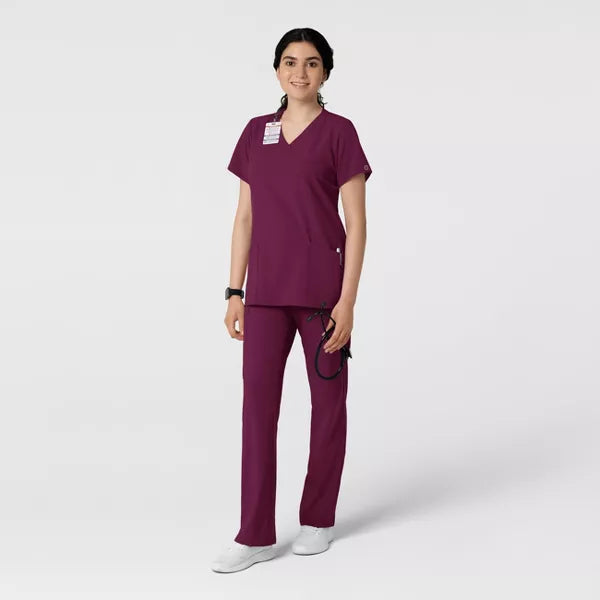 Scrub Uniforme Médico con Filipina con cuello en V curvo y pantalón jogger tipo cargo para Mujer | Marca Wink