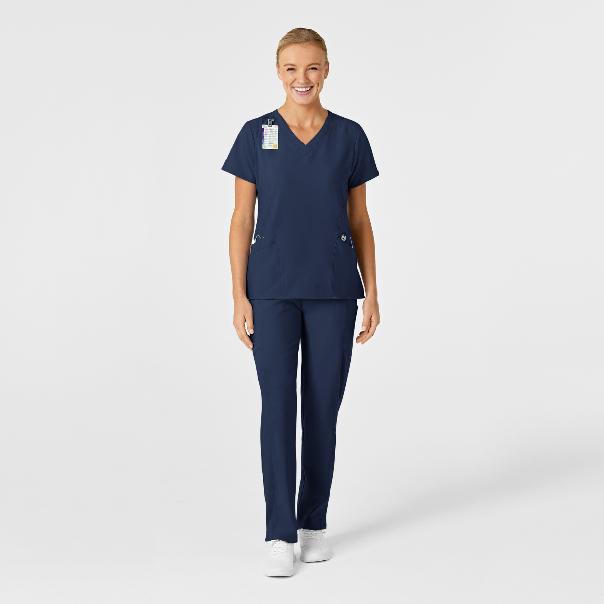 Scrub Médico Repelente a Líquidos de  filipina estilizada con cuello V y pantalón doble cargo frontal liso para mujer | Marca Wink