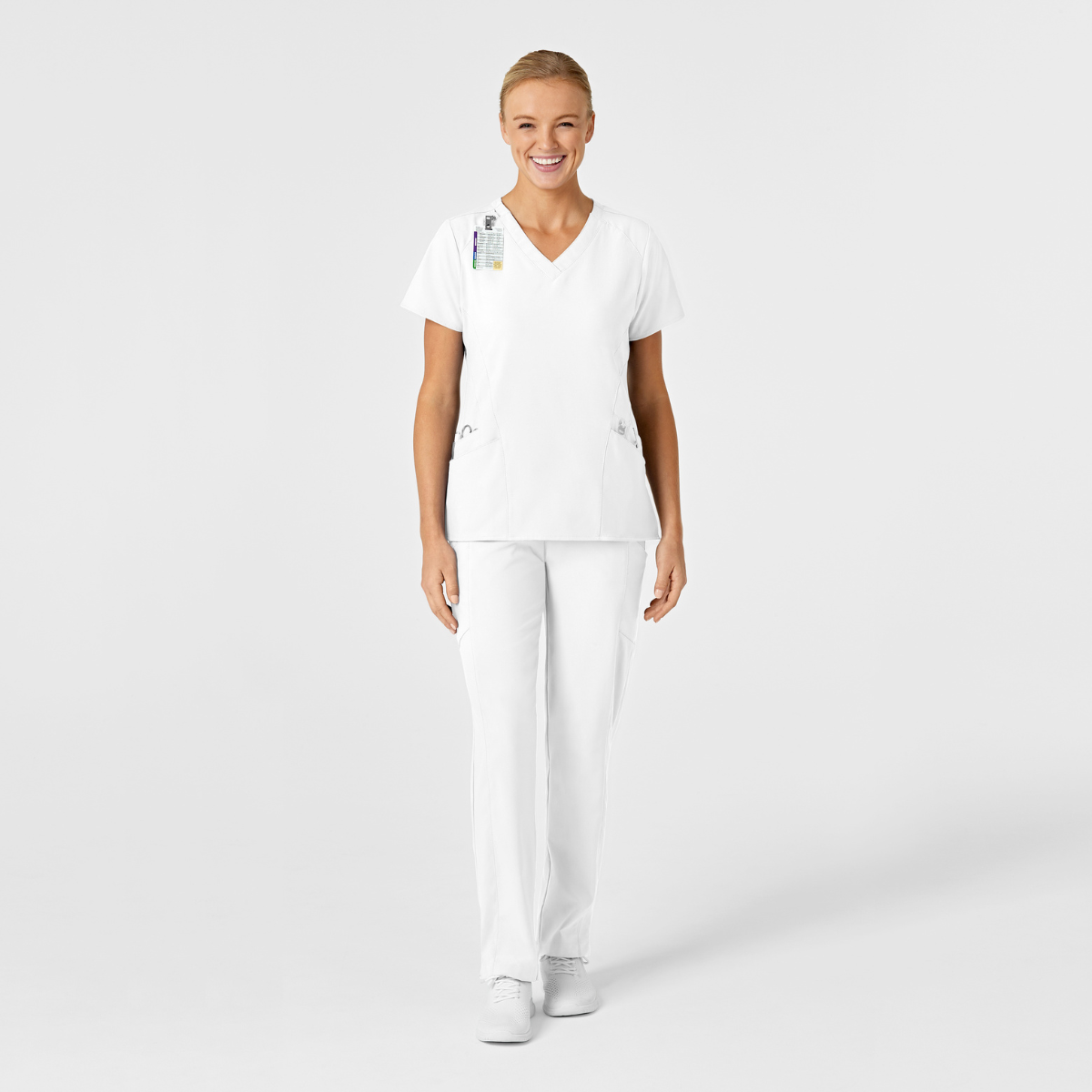 Scrub Médico Repelente a Líquidos de  filipina estilizada con cuello V y pantalón doble cargo frontal liso para mujer | Marca Wink
