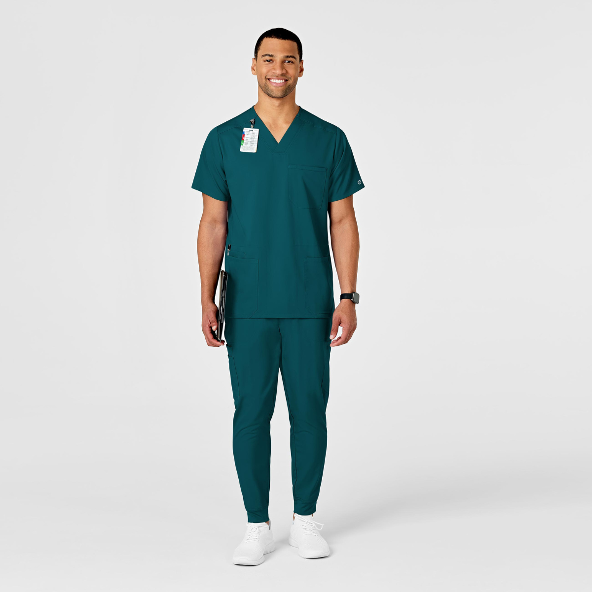 Scrub de filipina con cuello V y multibolsillos con pantalón jogger cargo para hombre | Marca Wink